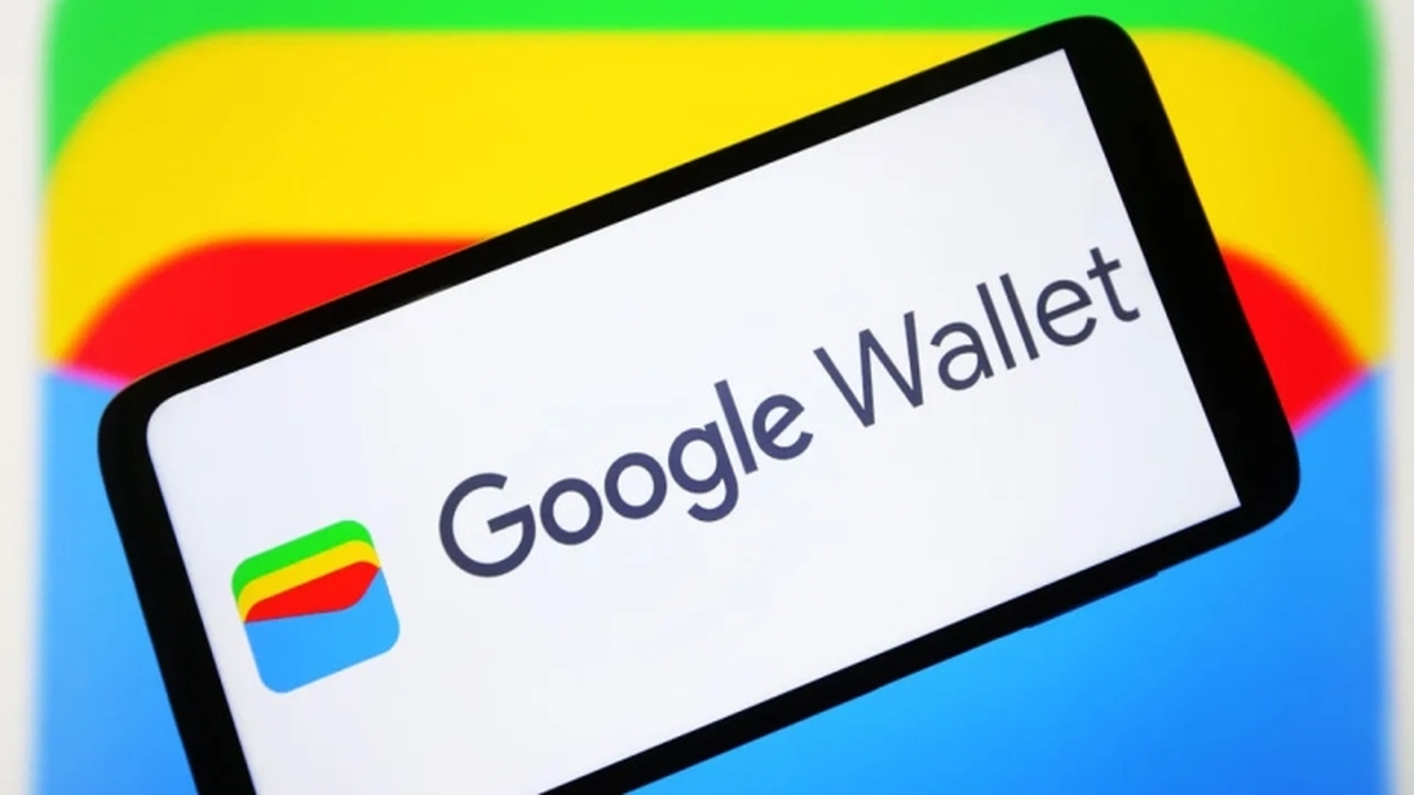 محفظة غوغل تحول هواتف أندرويد إلى مفاتيح سيارات رقمية